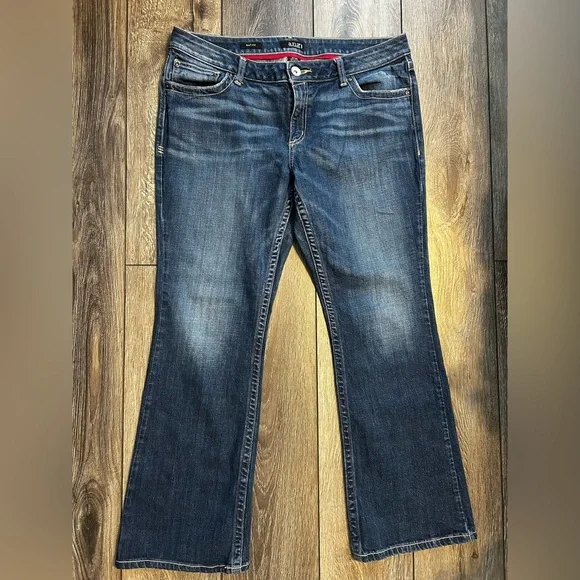 a.n.a Premium Bootcut Jeans – Flattering & Stylish! - Picture 3 of 15